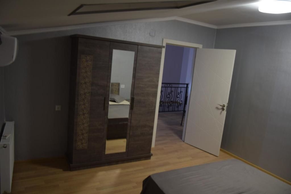 Гостевой дом gogoli family hotel Тбилиси-52